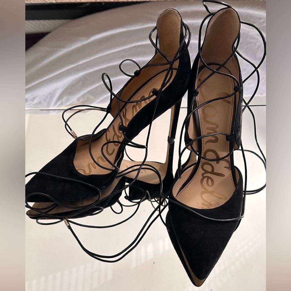 Sam Edelman - Black Suede Pointed Toe Lace Up Heels